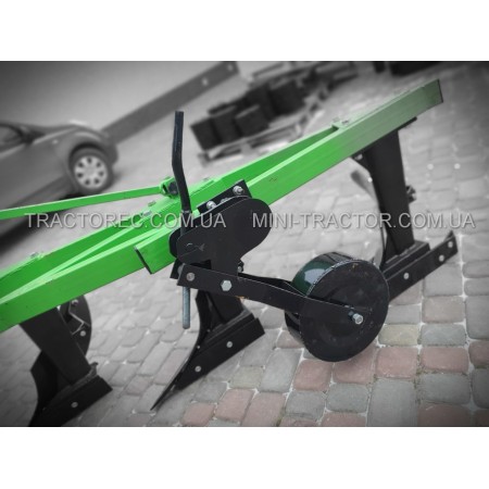 Плуг польський БОМЕТ 3х25, трьохкорпусний з шириною захвату 75 см. BOMET 3*25, найкращий плуг польського виробника Плуг польський БОМЕТ 3х25, трьохкорпусний з шириною захвату 75 см. BOMET 3*25, найкращий плуг польського виробника